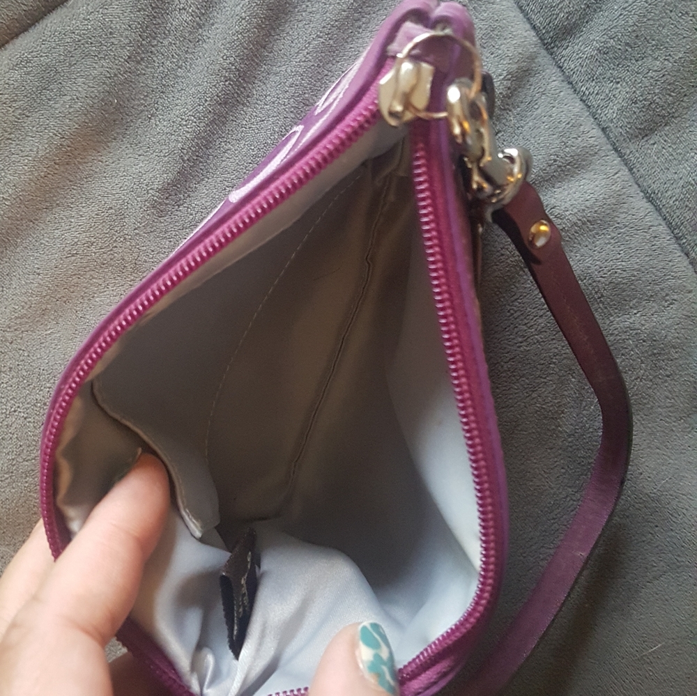Authentic COACH wristlet - Picture 10 of 11